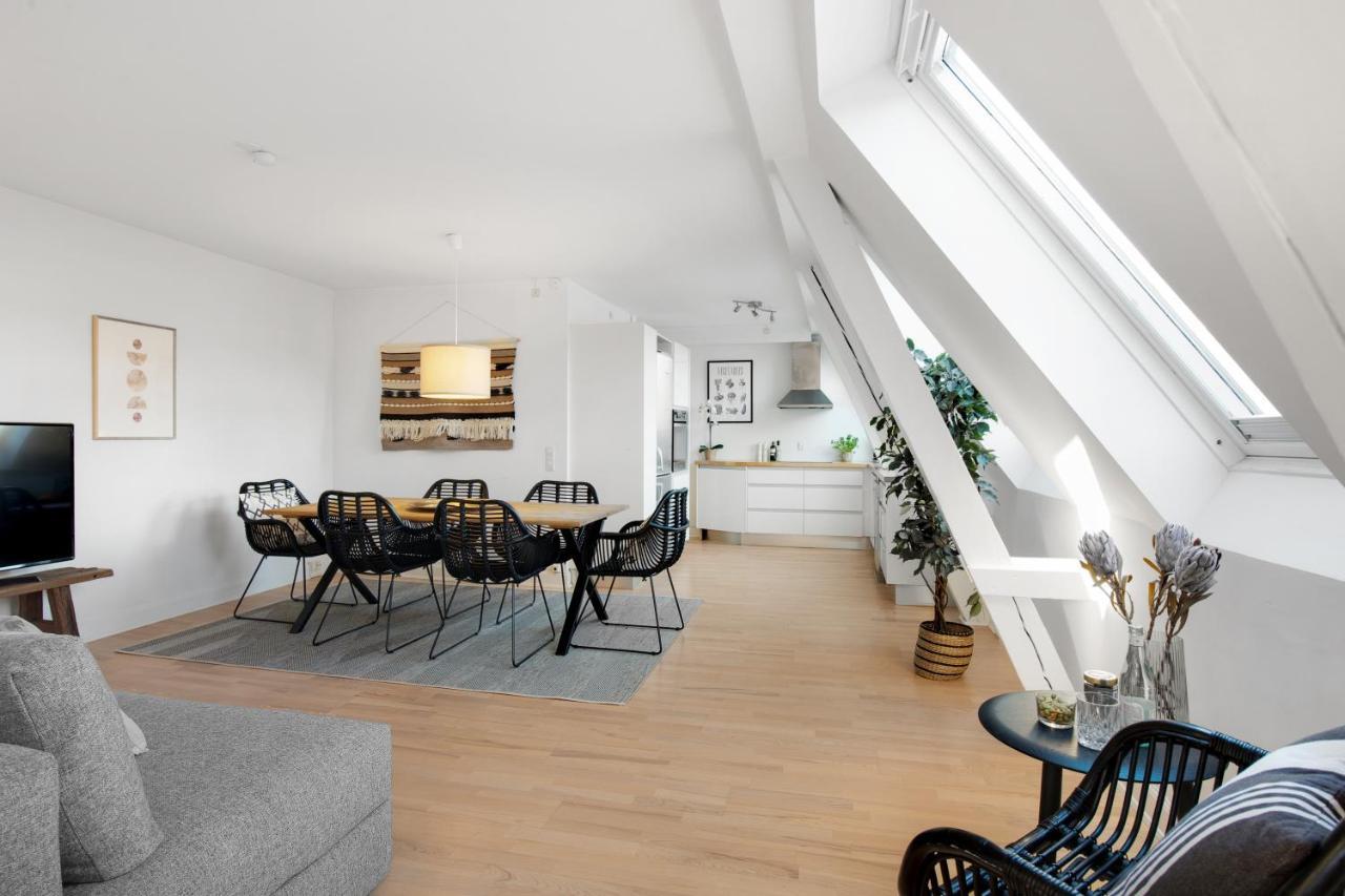 Sanders Leaves - Cute One-Bedroom Apartment With A Large Rooftop Terrace Copenaghen Esterno foto