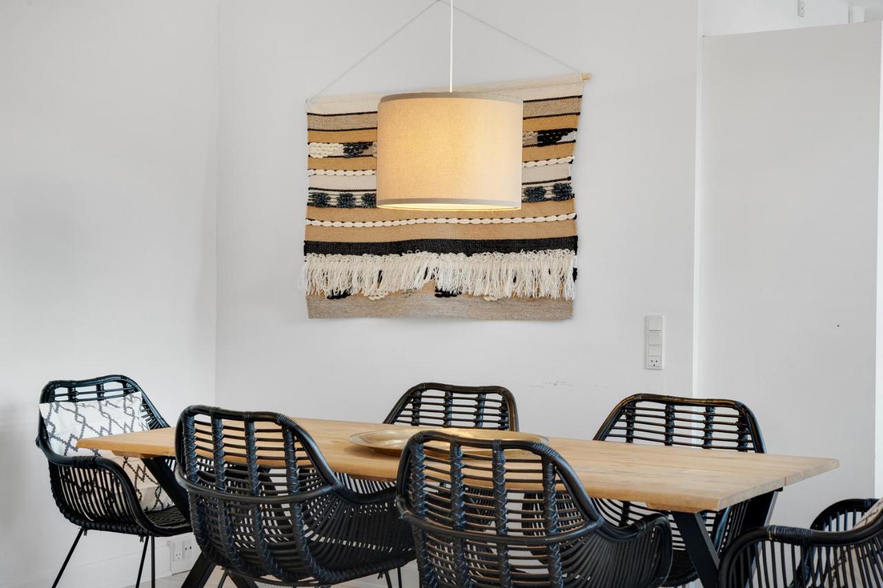 Sanders Leaves - Cute One-Bedroom Apartment With A Large Rooftop Terrace Copenaghen Esterno foto