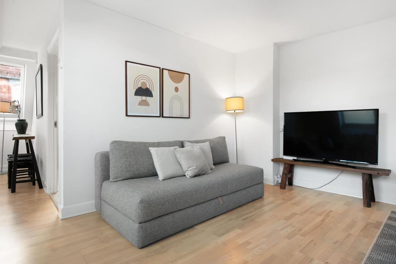 Sanders Leaves - Cute One-Bedroom Apartment With A Large Rooftop Terrace Copenaghen Esterno foto